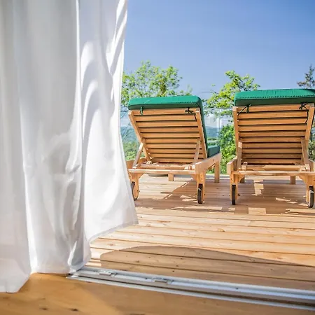 Winzarei Ciringa Menhard Oda ve Kahvaltı