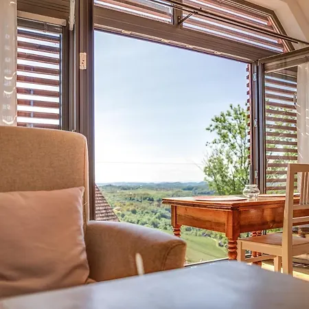 Winzarei Ciringa Menhard Zgornja Kungota