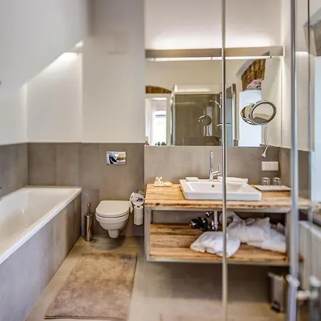 Winzarei Ciringa Menhard