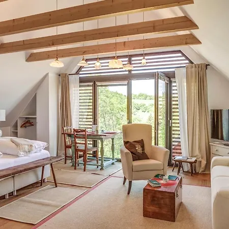 Winzarei Ciringa Menhard 4* Zgornja Kungota