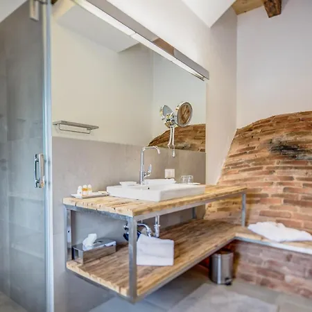 Winzarei Ciringa Menhard 4* Zgornja Kungota