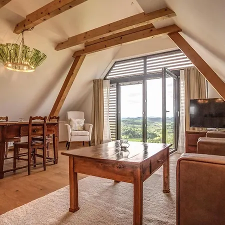 Winzarei Ciringa Menhard